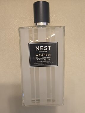 NEST Fragrances Pink Wellness Himalayan Salt & Rose Water Linen Spray